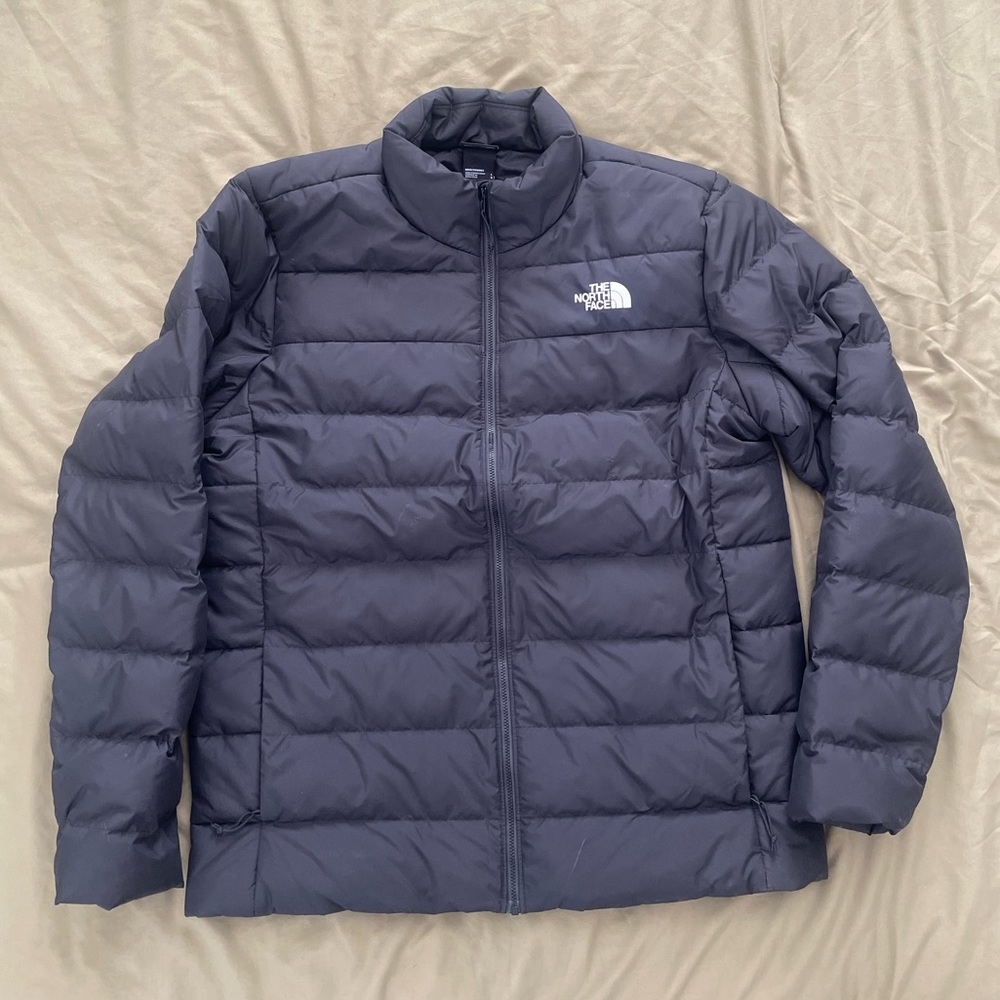 The North Face Men’s Black Puffer Jacket Size LARGE